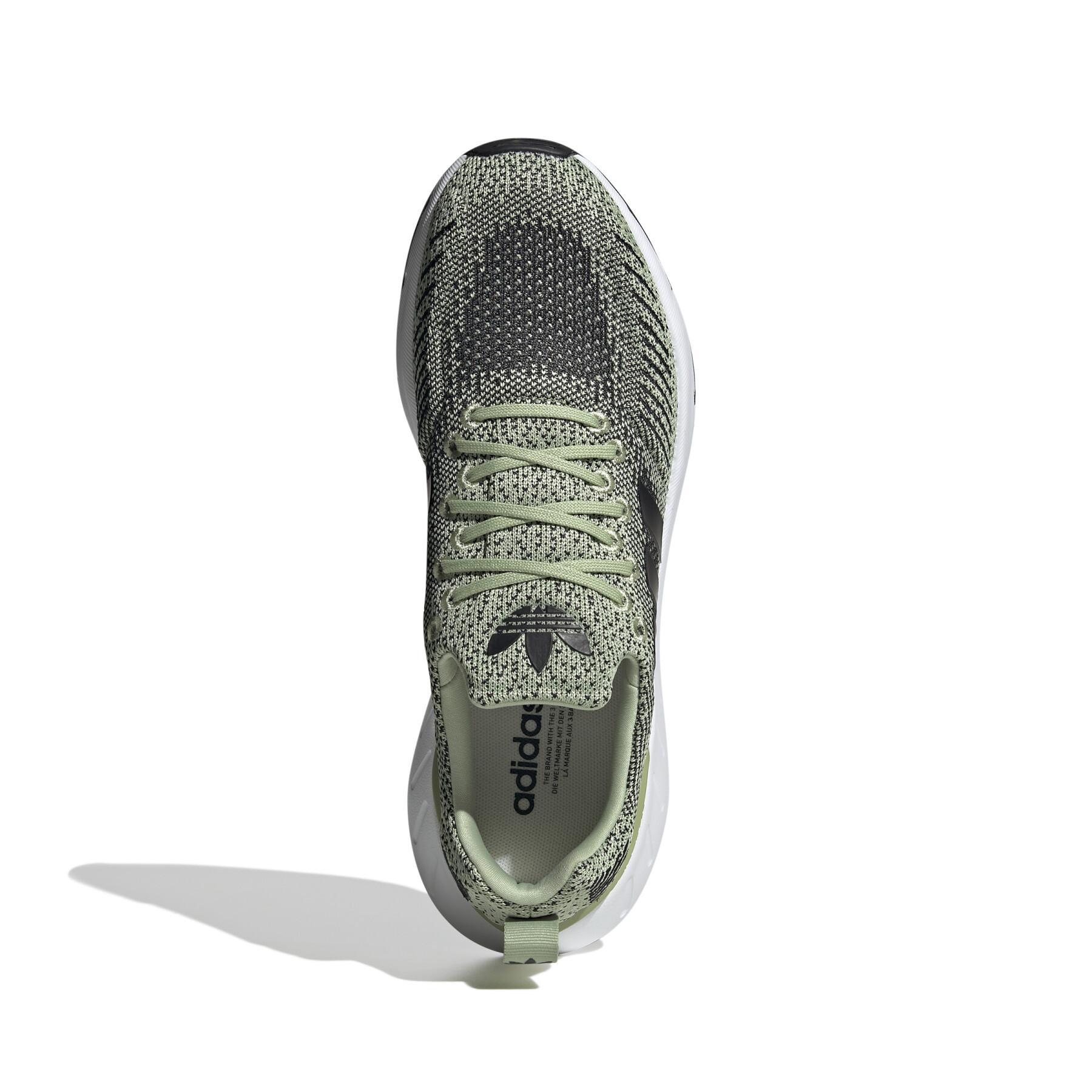 Sneakers adidas Swift Run 22